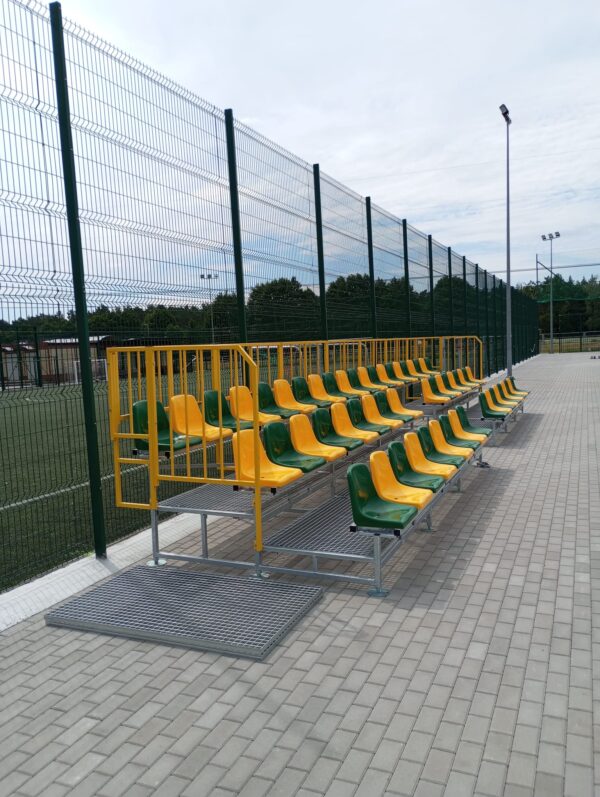 Fixed outdoor grandstand