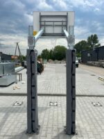 Konstrukcja dwusłupowa z regulacją wysokości